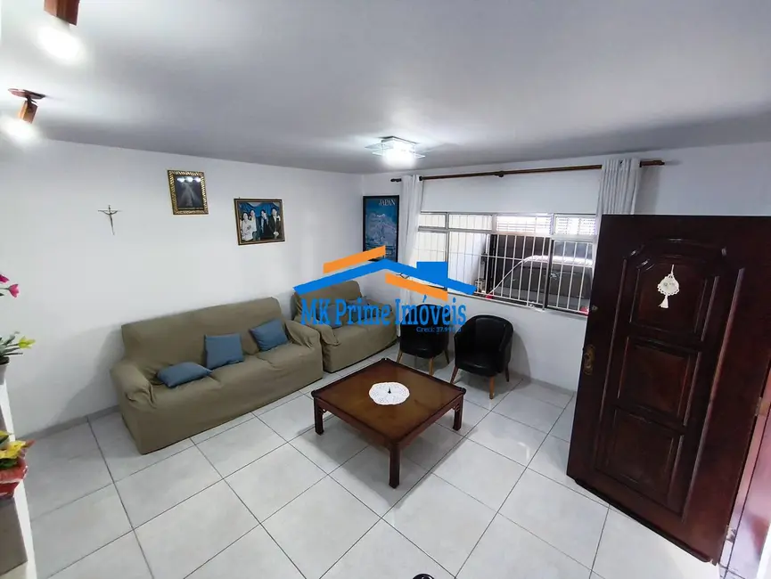 Sobrado com 3 quartos à venda, 222m2 em Bela Vista, Osasco - SP - imagem 9 Foto 9 de Sobrado com 3 quartos à venda, 222m2 em Bela Vista, Osasco - SP