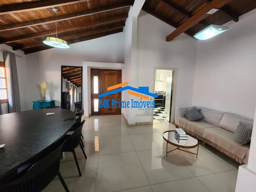 Foto 4 de Casa de Condomínio com 5 quartos à venda, 239m2 em Jardim Lavapes das Graças, Cotia - SP