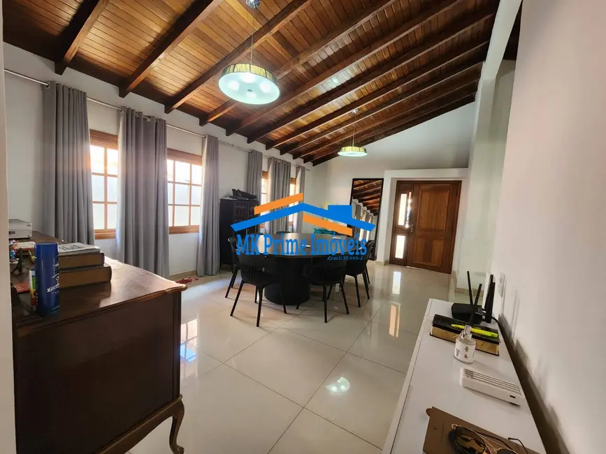 Foto 6 de Casa de Condomínio com 5 quartos à venda, 239m2 em Jardim Lavapes das Graças, Cotia - SP