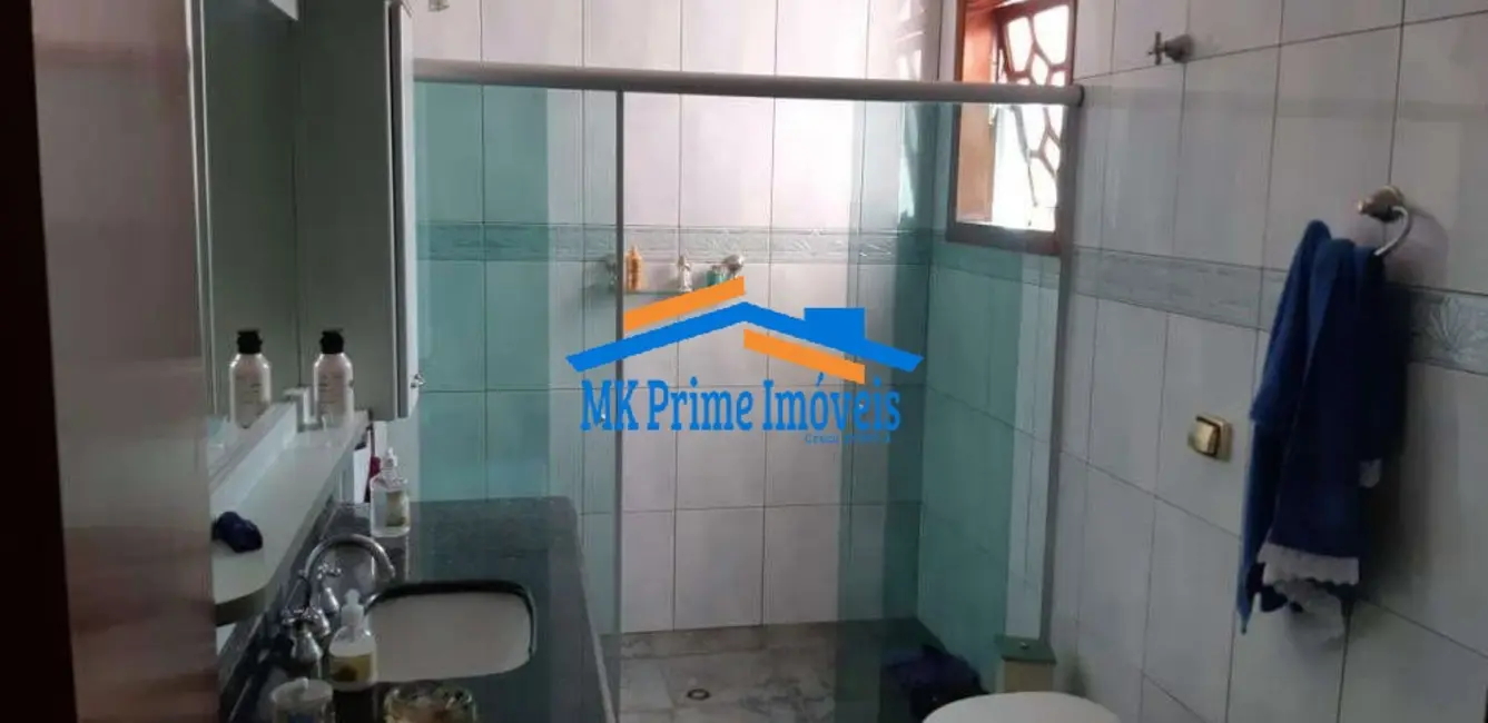 Foto 7 de Sobrado com 3 quartos à venda, 234m2 em Remédios, Osasco - SP