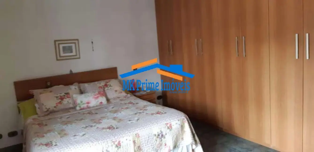 Foto 9 de Sobrado com 3 quartos à venda, 234m2 em Remédios, Osasco - SP