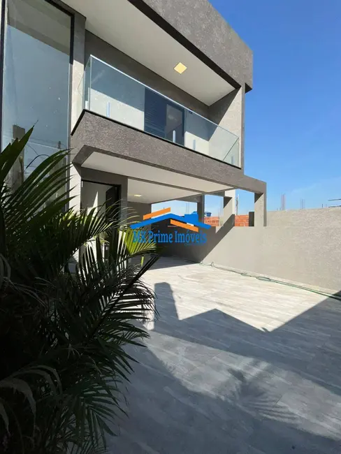 Sobrado com 3 quartos à venda, 115m2 em Alto de Santa Lúcia, Carapicuiba - SP - imagem 1 Foto 1 de Sobrado com 3 quartos à venda, 115m2 em Alto de Santa Lúcia, Carapicuiba - SP