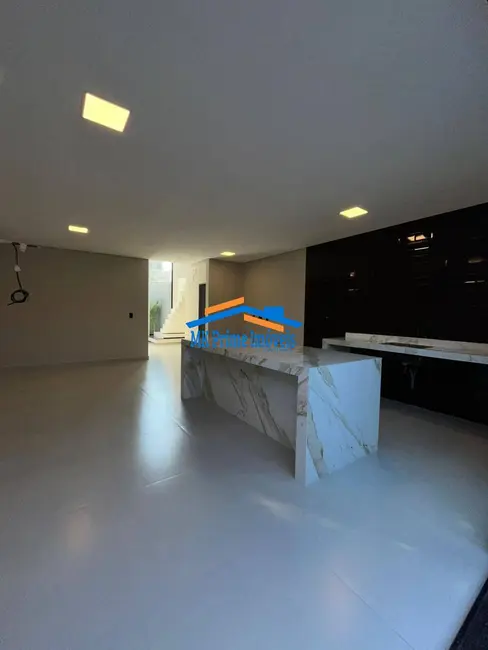Sobrado com 3 quartos à venda, 115m2 em Alto de Santa Lúcia, Carapicuiba - SP - imagem 3 Foto 3 de Sobrado com 3 quartos à venda, 115m2 em Alto de Santa Lúcia, Carapicuiba - SP