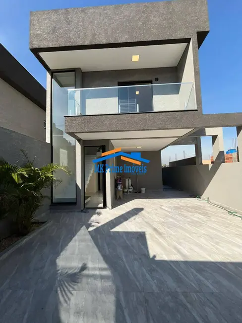 Sobrado com 3 quartos à venda, 115m2 em Alto de Santa Lúcia, Carapicuiba - SP - imagem 2 Foto 2 de Sobrado com 3 quartos à venda, 115m2 em Alto de Santa Lúcia, Carapicuiba - SP