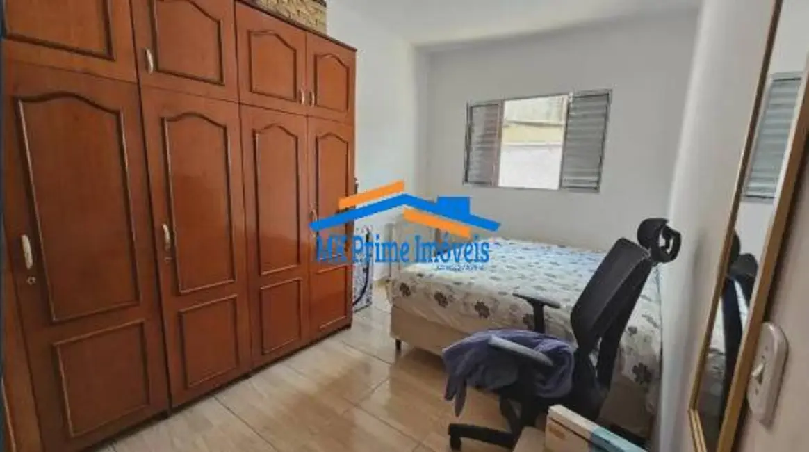 Sobrado com 3 quartos à venda, 230m2 em Jardim das Flores, Osasco - SP - imagem 7 Foto 7 de Sobrado com 3 quartos à venda, 230m2 em Jardim das Flores, Osasco - SP