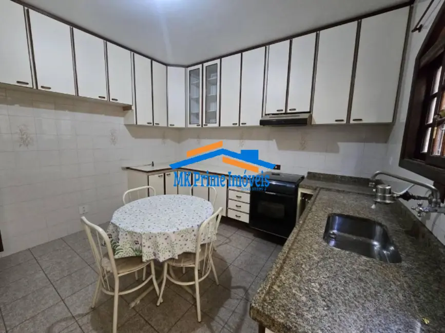 Foto 8 de Sobrado com 3 quartos à venda, 173m2 em Bela Vista, Osasco - SP