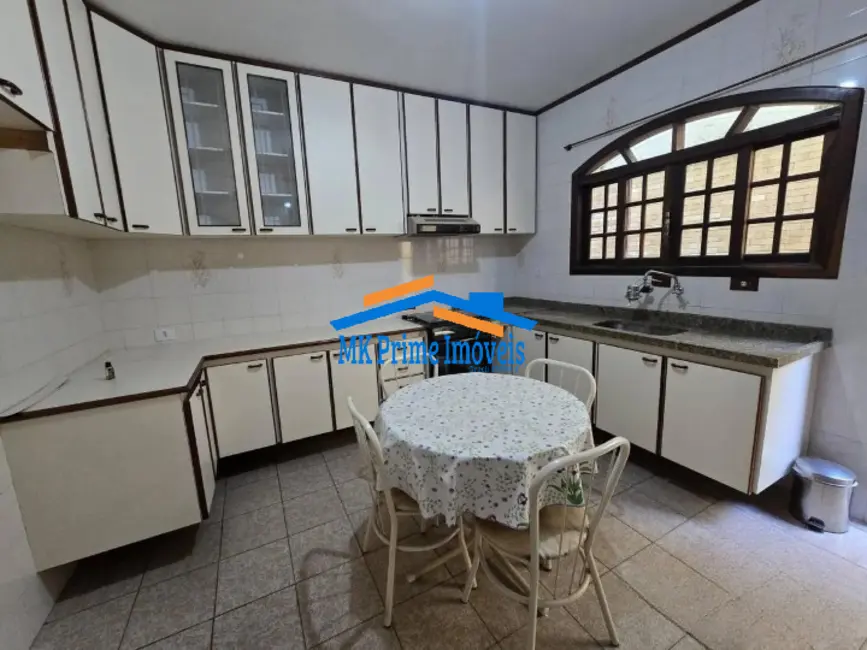 Foto 7 de Sobrado com 3 quartos à venda, 173m2 em Bela Vista, Osasco - SP