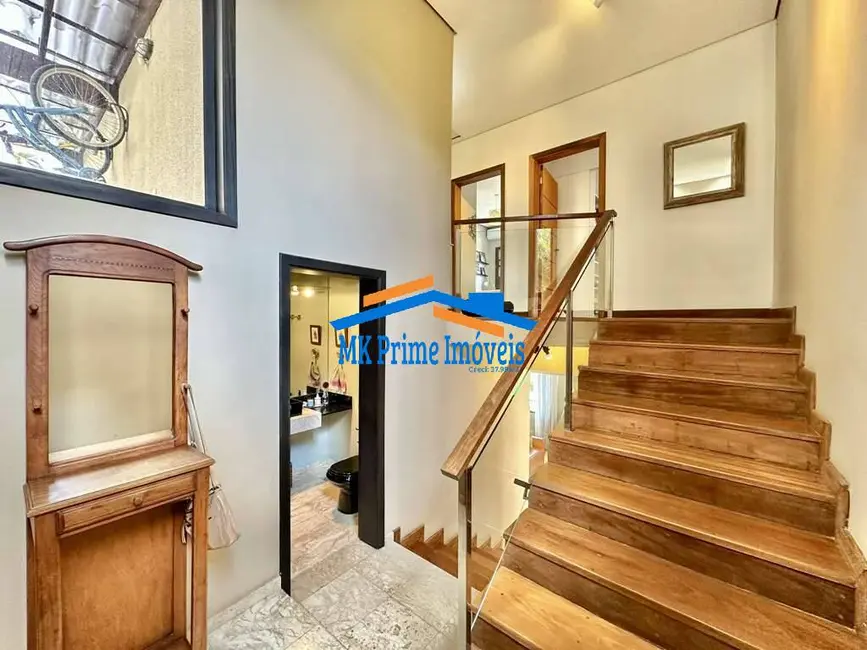 Foto 7 de Casa de Condomínio com 3 quartos à venda, 330m2 em Golf Gardens, Carapicuiba - SP