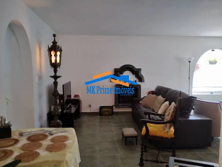 Sobrado com 4 quartos à venda, 299m2 em Butantã, São Paulo - SP - imagem 3 Foto 3 de Sobrado com 4 quartos à venda, 299m2 em Butantã, São Paulo - SP