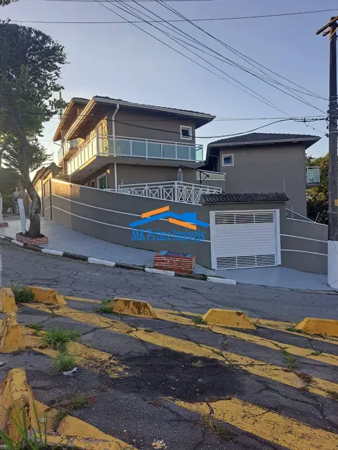 Foto 1 de Sobrado com 3 quartos à venda em Bela Vista, Osasco - SP