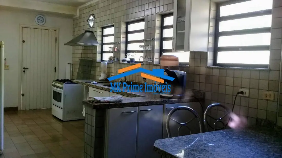 Sobrado com 4 quartos à venda, 480m2 em Parque dos Príncipes, São Paulo - SP - imagem 8 Foto 8 de Sobrado com 4 quartos à venda, 480m2 em Parque dos Príncipes, São Paulo - SP