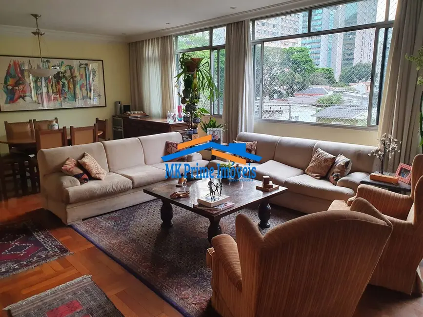 Foto 3 de Apartamento com 3 quartos à venda, 189m2 em Itaim Bibi, São Paulo - SP