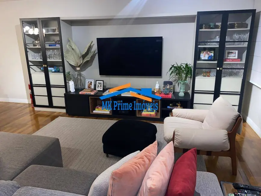 Foto 2 de Apartamento com 3 quartos à venda, 170m2 em Itaim Bibi, São Paulo - SP