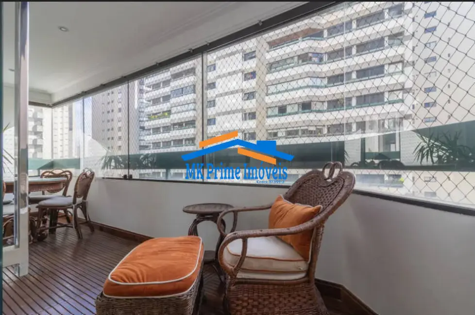 Foto 1 de Apartamento com 4 quartos para alugar, 147m2 em Vila Uberabinha, São Paulo - SP