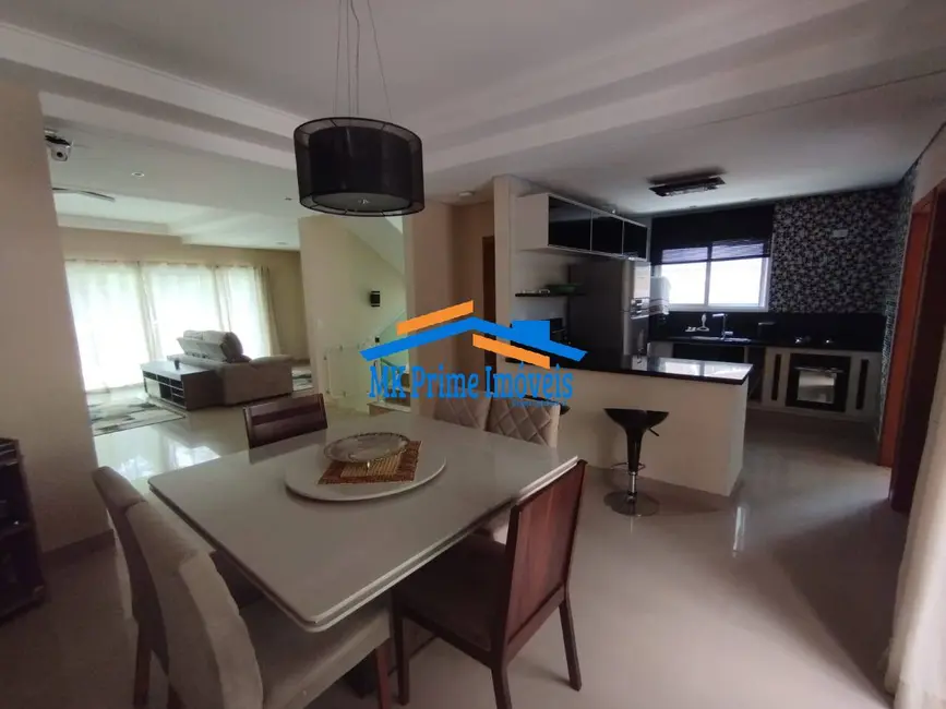 Foto 5 de Casa de Condomínio com 3 quartos à venda, 250m2 em Moinho Velho, Cotia - SP