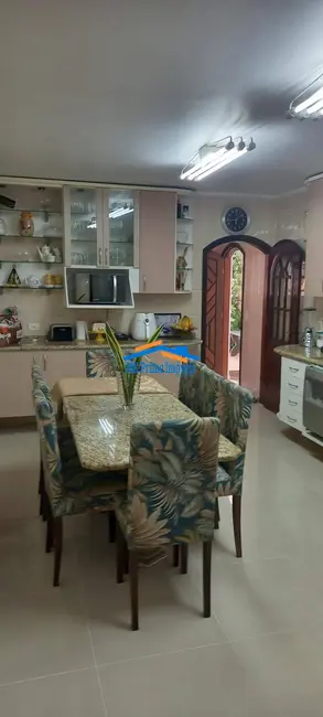 Foto 4 de Sobrado com 3 quartos à venda, 183500m2 em Vila Osasco, Osasco - SP