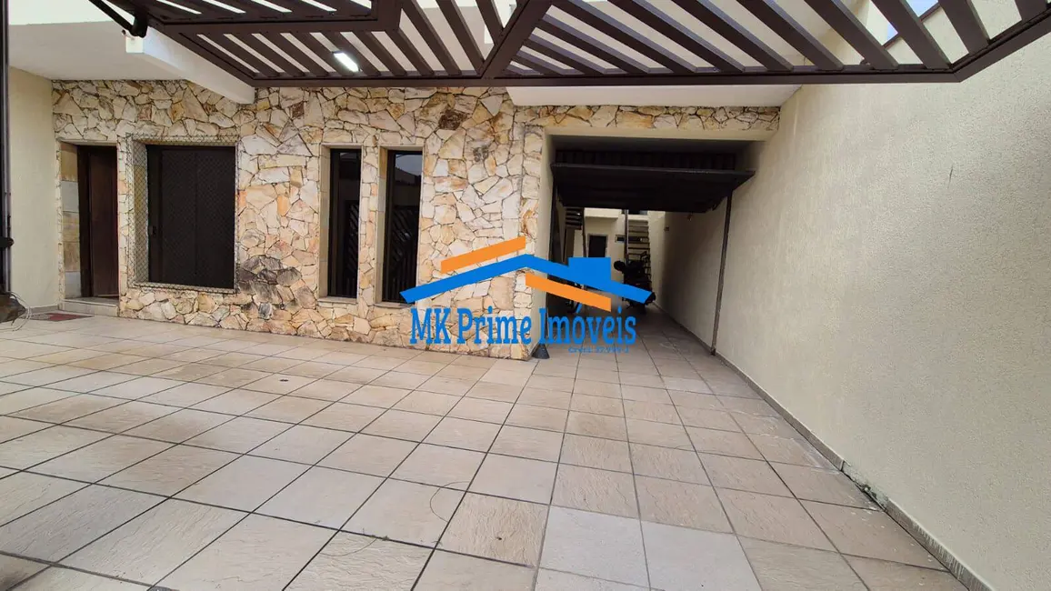 Casa à venda, 239m2 em Centro, Osasco - SP - imagem 4 Foto 4 de Casa à venda, 239m2 em Centro, Osasco - SP