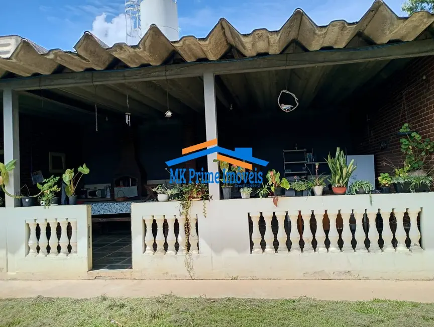 Chácara com 2 quartos à venda, 170m2 em Vargem Grande Paulista - SP - imagem 3 Foto 3 de Chácara com 2 quartos à venda, 170m2 em Vargem Grande Paulista - SP