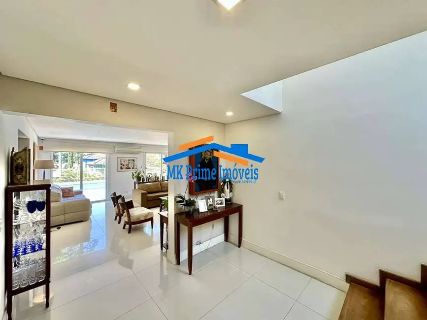 Foto 8 de Casa de Condomínio com 5 quartos à venda, 375m2 em Residencial Euroville, Carapicuiba - SP