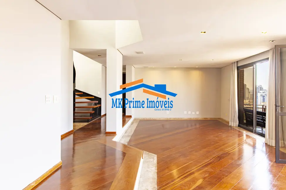 Foto 2 de Cobertura com 3 quartos à venda, 590m2 em Pacaembu, São Paulo - SP