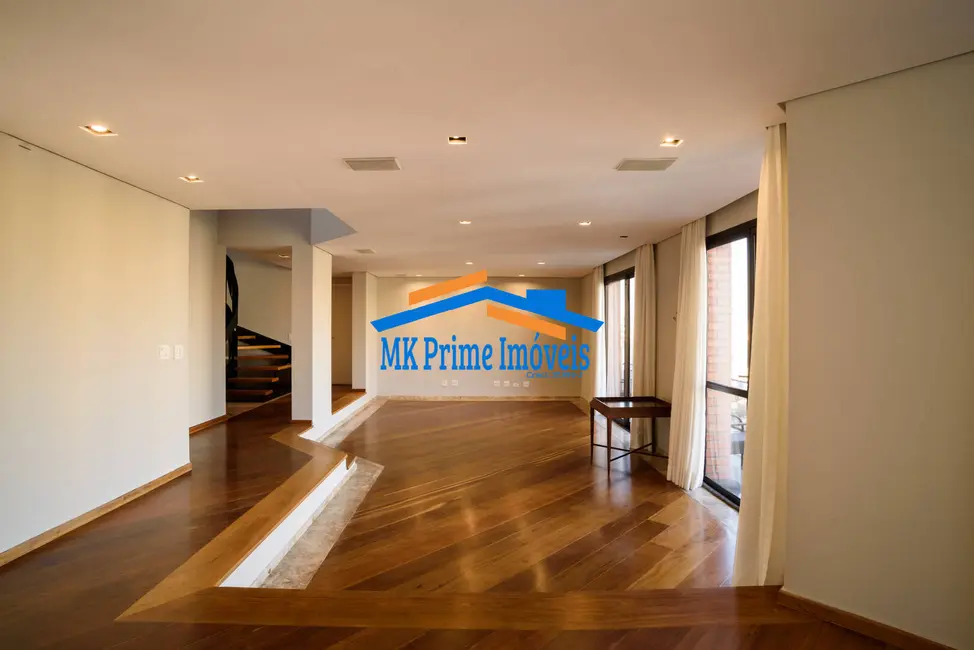 Foto 3 de Cobertura com 3 quartos à venda, 590m2 em Pacaembu, São Paulo - SP