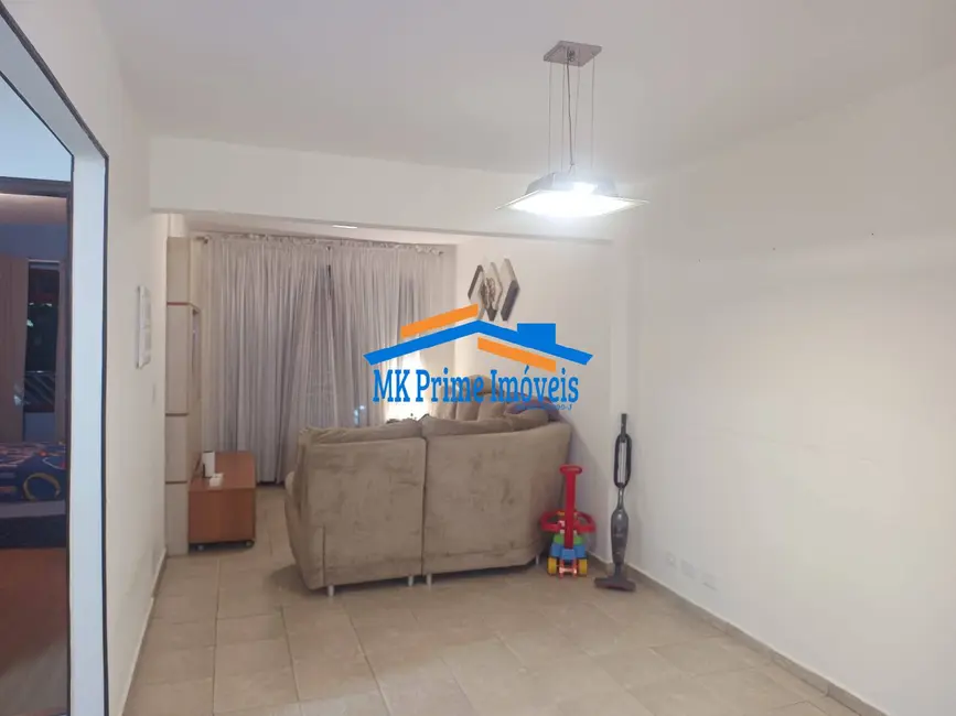 Sobrado com 3 quartos à venda, 200m2 em Quitaúna, Osasco - SP - imagem 7 Foto 7 de Sobrado com 3 quartos à venda, 200m2 em Quitaúna, Osasco - SP