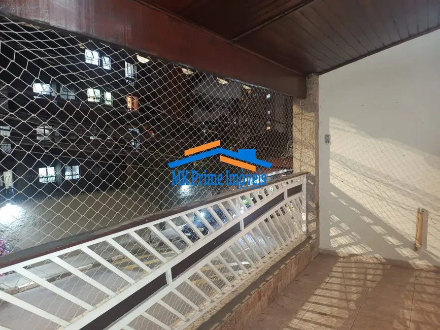 Foto 1 de Sobrado com 3 quartos à venda, 200m2 em Quitaúna, Osasco - SP