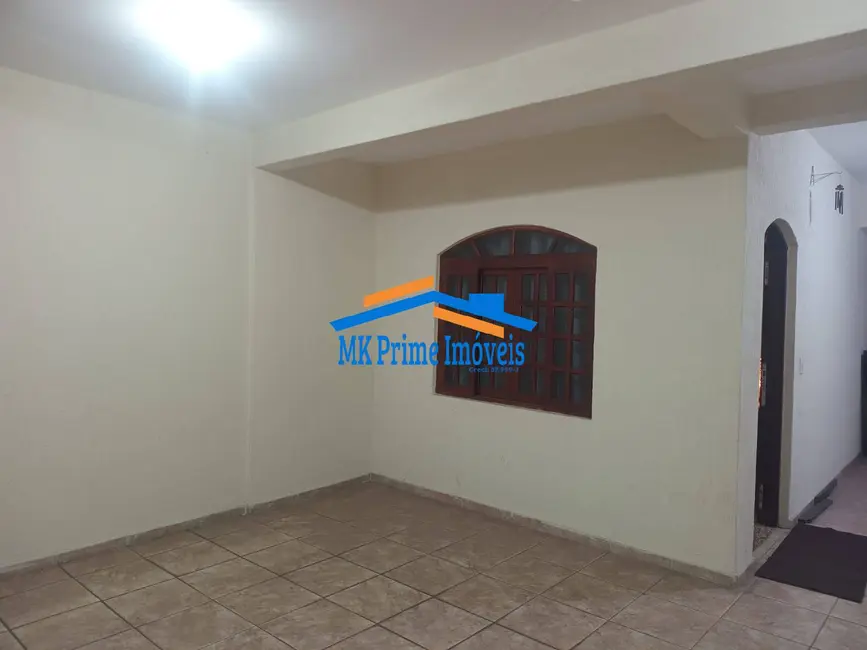 Sobrado com 3 quartos à venda, 200m2 em Quitaúna, Osasco - SP - imagem 3 Foto 3 de Sobrado com 3 quartos à venda, 200m2 em Quitaúna, Osasco - SP