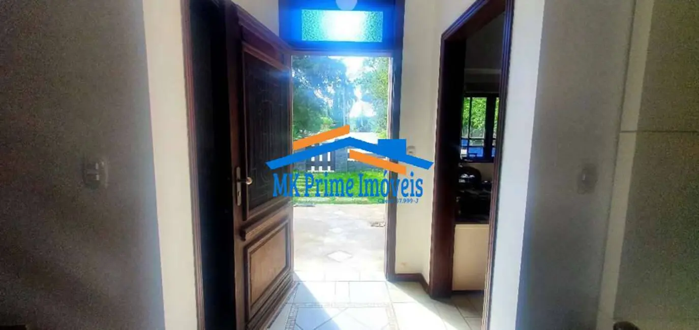 Foto 5 de Casa de Condomínio com 4 quartos à venda, 214m2 em Transurb, Itapevi - SP