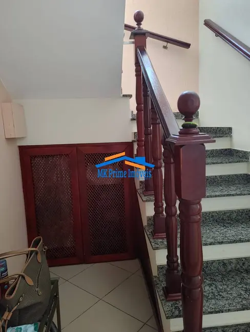 Foto 4 de Sobrado com 2 quartos à venda, 232m2 em km 18, Osasco - SP