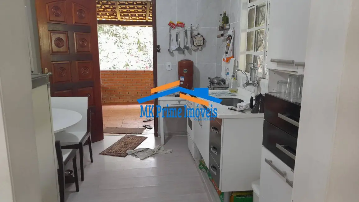 Foto 1 de Sobrado com 3 quartos à venda, 300m2 em Ibiuna - SP