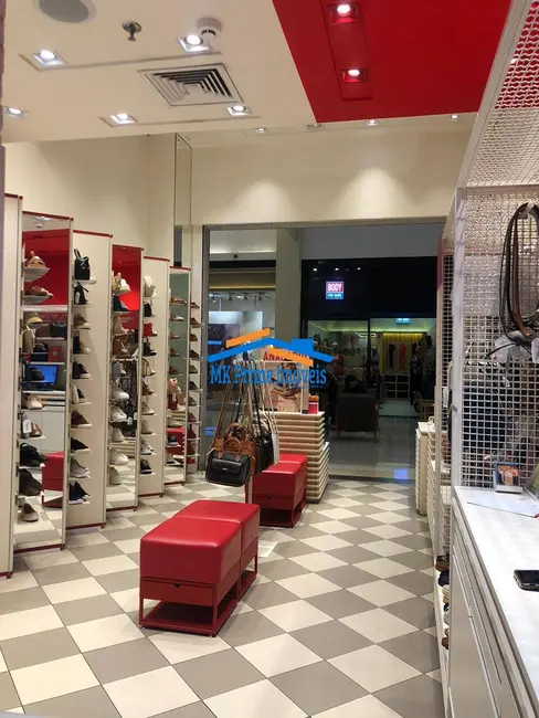 Foto 3 de Loja à venda, 32m2 em Barueri - SP