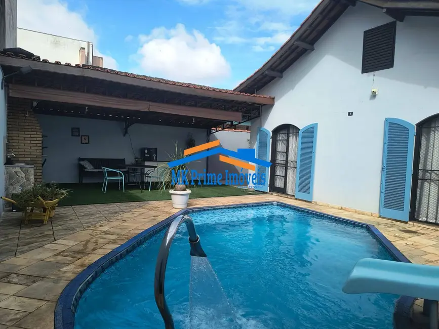 Foto 1 de Casa com 4 quartos à venda, 360m2 em City Bussocaba, Osasco - SP