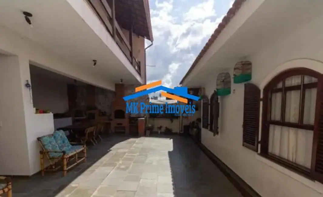 Casa com 3 quartos à venda, 220m2 em City Bussocaba, Osasco - SP - imagem 8 Foto 8 de Casa com 3 quartos à venda, 220m2 em City Bussocaba, Osasco - SP