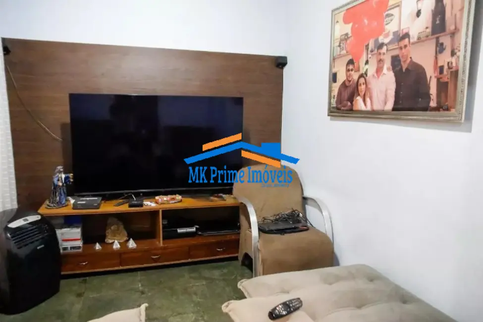 Foto 2 de Sobrado com 3 quartos à venda, 280m2 em I.A.P.I., Osasco - SP