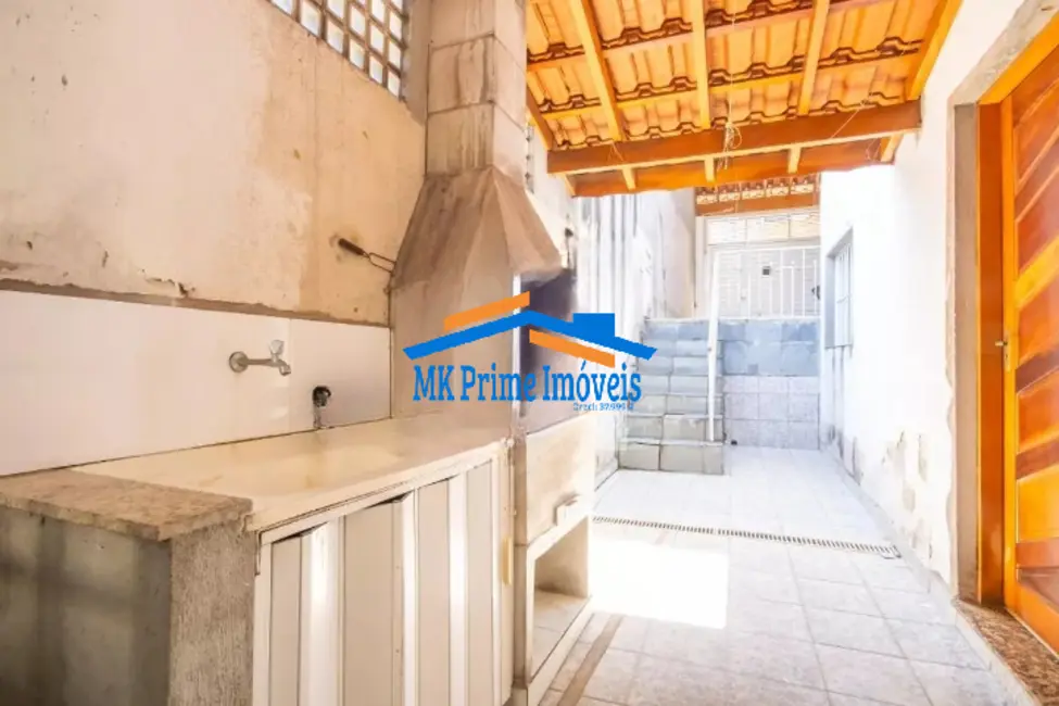 Sobrado com 3 quartos à venda, 90m2 em Padroeira, Osasco - SP - imagem 3 Foto 3 de Sobrado com 3 quartos à venda, 90m2 em Padroeira, Osasco - SP