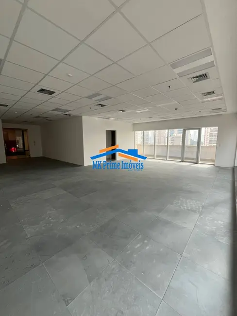 Foto 2 de Apartamento para alugar, 192m2 em Vila Gertrudes, São Paulo - SP