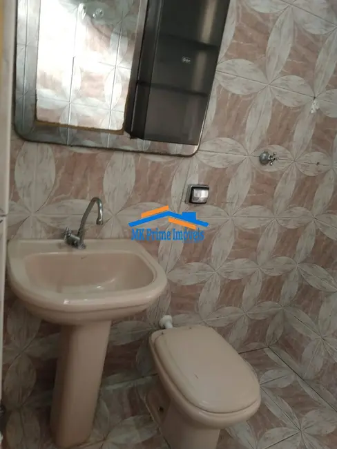 Casa com 2 quartos para alugar, 140m2 em Cipava, Osasco - SP - imagem 9 Foto 9 de Casa com 2 quartos para alugar, 140m2 em Cipava, Osasco - SP