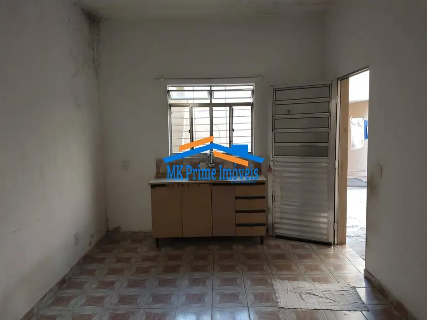 Casa com 2 quartos para alugar, 140m2 em Cipava, Osasco - SP - imagem 3 Foto 3 de Casa com 2 quartos para alugar, 140m2 em Cipava, Osasco - SP
