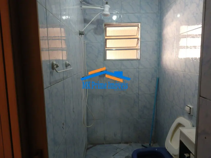 Casa com 2 quartos para alugar, 140m2 em Cipava, Osasco - SP - imagem 8 Foto 8 de Casa com 2 quartos para alugar, 140m2 em Cipava, Osasco - SP