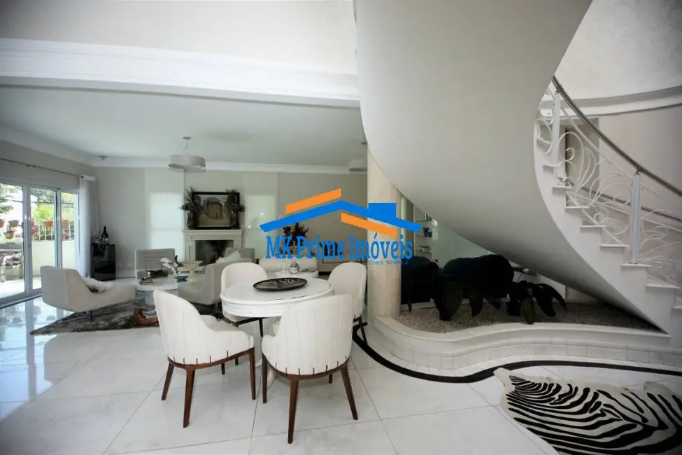 Foto 4 de Casa de Condomínio com 4 quartos para alugar, 570m2 em São Paulo II, Cotia - SP