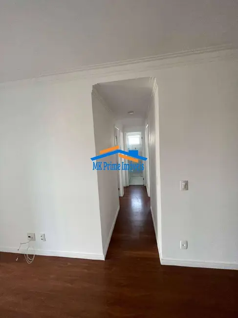 Apartamento com 3 quartos à venda e para alugar, 76m2 em Jardim Tupanci, Barueri - SP - imagem 4 Foto 4 de Apartamento com 3 quartos à venda e para alugar, 76m2 em Jardim Tupanci, Barueri - SP