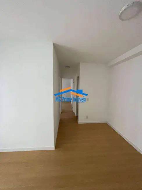 Foto 2 de Apartamento com 2 quartos à venda e para alugar, 60m2 em Jardim Tupanci, Barueri - SP