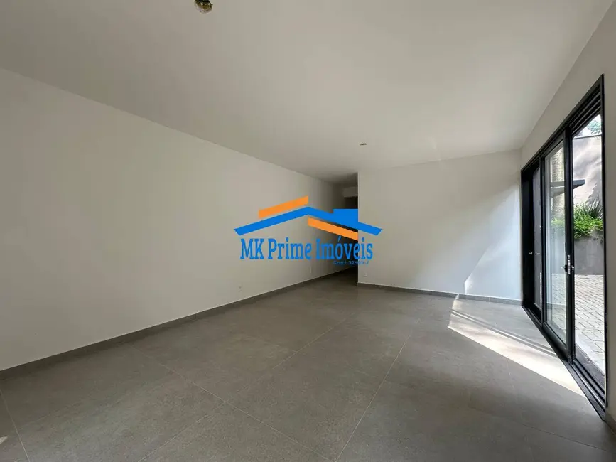 Foto 8 de Casa com 3 quartos à venda, 250m2 em Jardim Leonor, São Paulo - SP