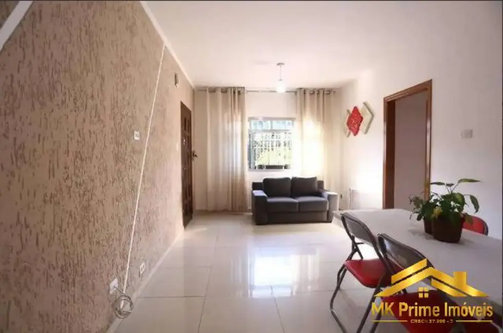 Foto 4 de Sobrado com 3 quartos à venda, 241m2 em Jardim das Flores, Osasco - SP