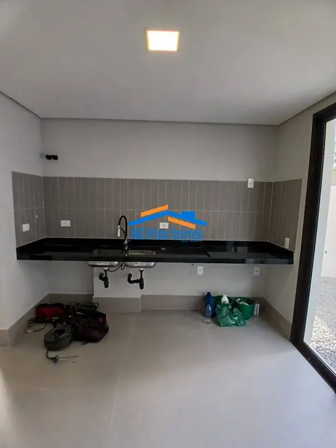 Foto 8 de Casa com 5 quartos à venda, 176m2 em Sao Sebastiao - SP