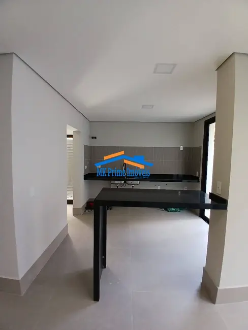 Foto 4 de Casa com 5 quartos à venda, 176m2 em Sao Sebastiao - SP