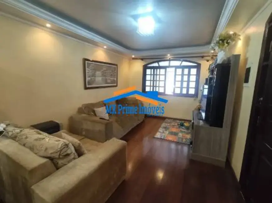 Sobrado com 3 quartos à venda, 226m2 em Cipava, Osasco - SP - imagem 2 Foto 2 de Sobrado com 3 quartos à venda, 226m2 em Cipava, Osasco - SP