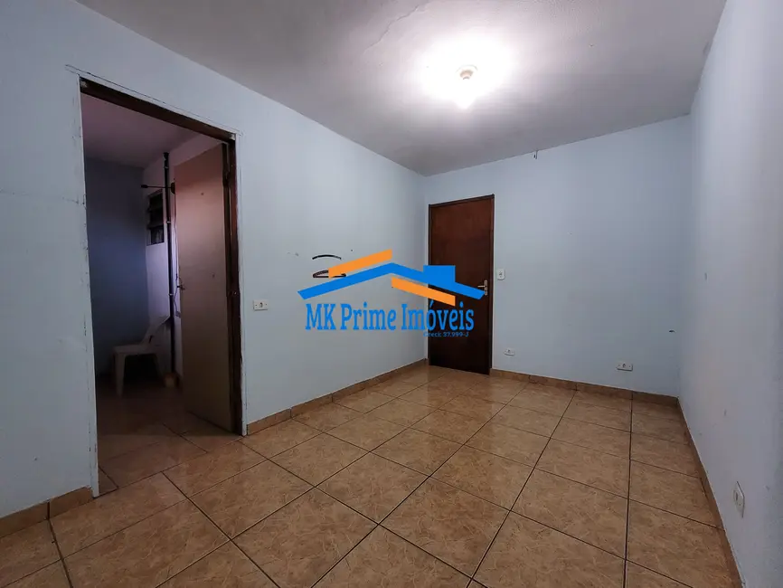 Sobrado com 3 quartos à venda, 165m2 em Cidade das Flores, Osasco - SP - imagem 7 Foto 7 de Sobrado com 3 quartos à venda, 165m2 em Cidade das Flores, Osasco - SP