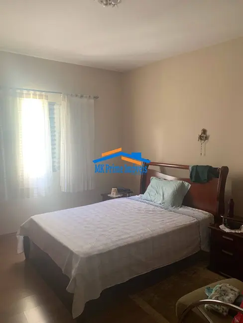 Sobrado com 2 quartos à venda, 290m2 em Ayrosa, Osasco - SP - imagem 9 Foto 9 de Sobrado com 2 quartos à venda, 290m2 em Ayrosa, Osasco - SP